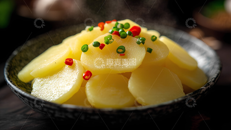 高清大图下载【趣麦麦图】美食香辣土豆片特色小吃摄影