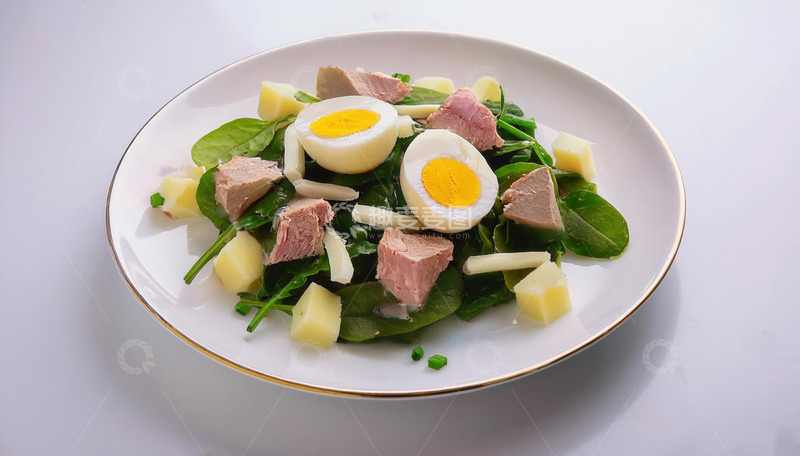 高清大图下载【趣麦麦图】盘中丰富食材搭配的营养沙拉