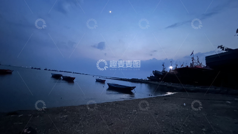 高清大图下载【趣麦麦图】海边安静的夜晚