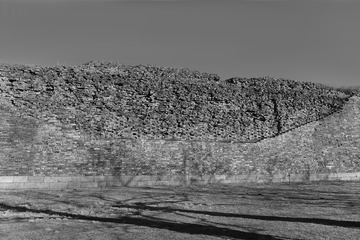 明城墙遗址断壁残垣