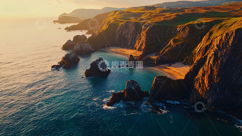 高清大图下载【趣麦麦图】夕阳下的海边悬崖峭壁