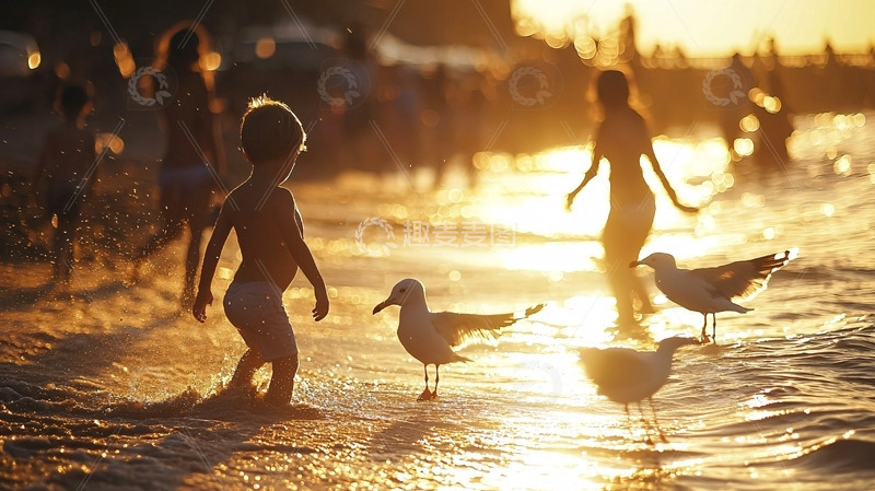 高清大图下载【趣麦麦图】夕阳下沙滩嬉戏儿童
