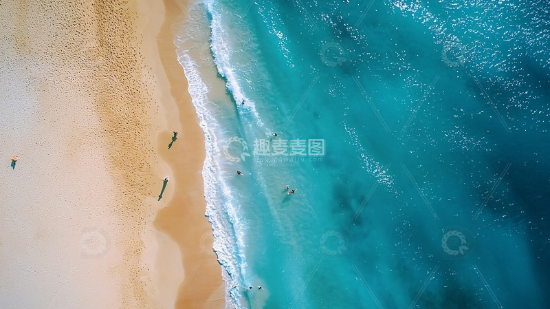高清大图下载【趣麦麦图】俯瞰沙滩海浪游客