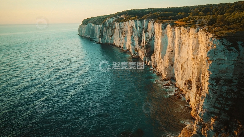 高清大图下载【趣麦麦图】海边悬崖峭壁