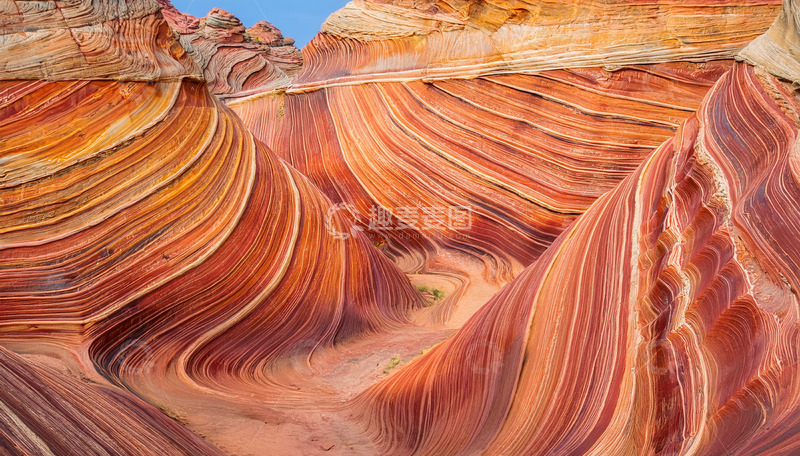 高清大图下载【趣麦麦图】梦幻般的彩色波浪砂岩地貌景观