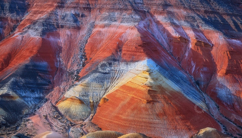 高清大图下载【趣麦麦图】色彩交织的神奇斑斓岩石山脉