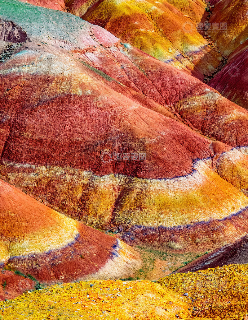高清大图下载【趣麦麦图】五彩斑斓的梦幻般绚丽山丘景色