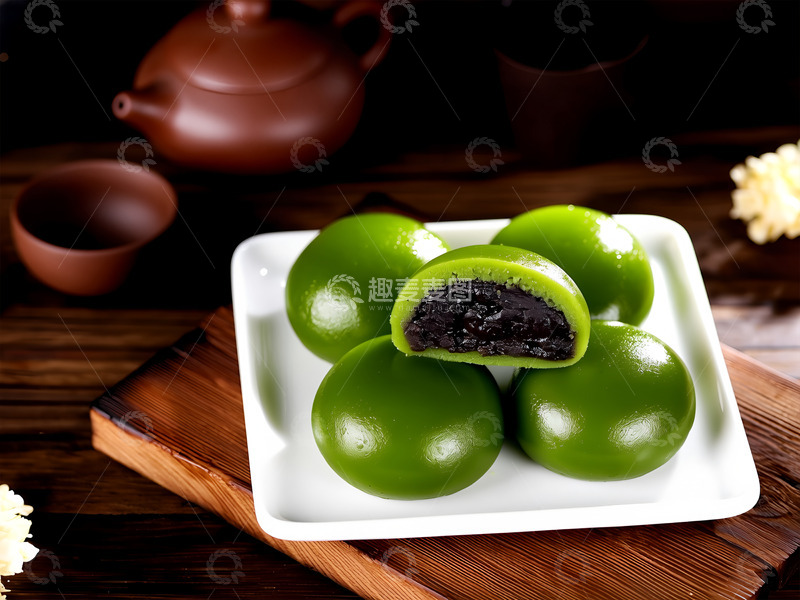 高清大图下载【趣麦麦图】木桌上的青团清明节美食摄影