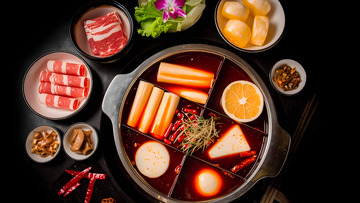 美食肥牛九宫格川味火锅摄影图2