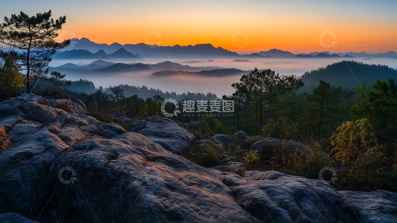 高清大图下载【趣麦麦图】石林绿植日出晨曦1