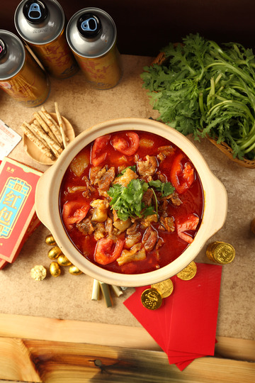 招牌番茄牛筋腩煲