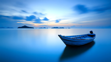 宁静大海上的船