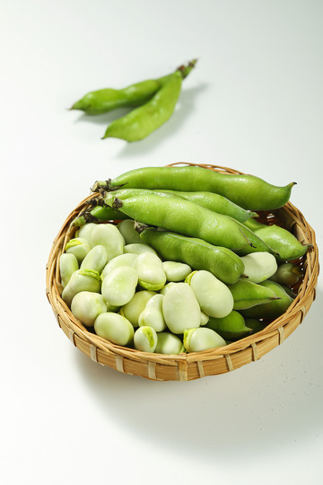 新鲜蚕豆粒7