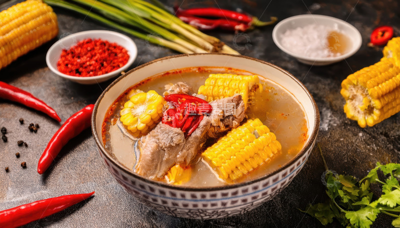 高清大图下载【趣麦麦图】碗中玉米炖排骨的美味佳肴