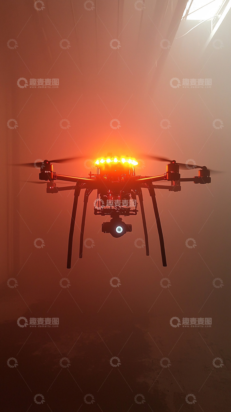 高清大图下载【趣麦麦图】红色警示灯无人机