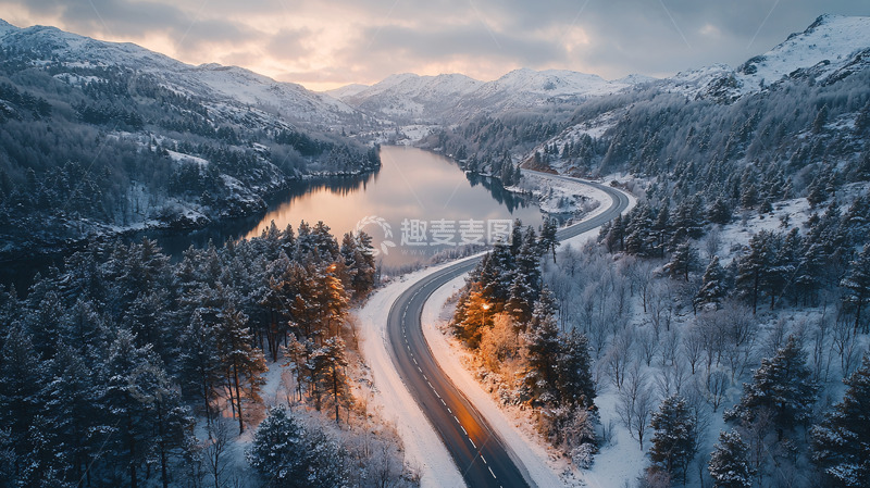 高清大图下载【趣麦麦图】雪山环绕的蜿蜒公路