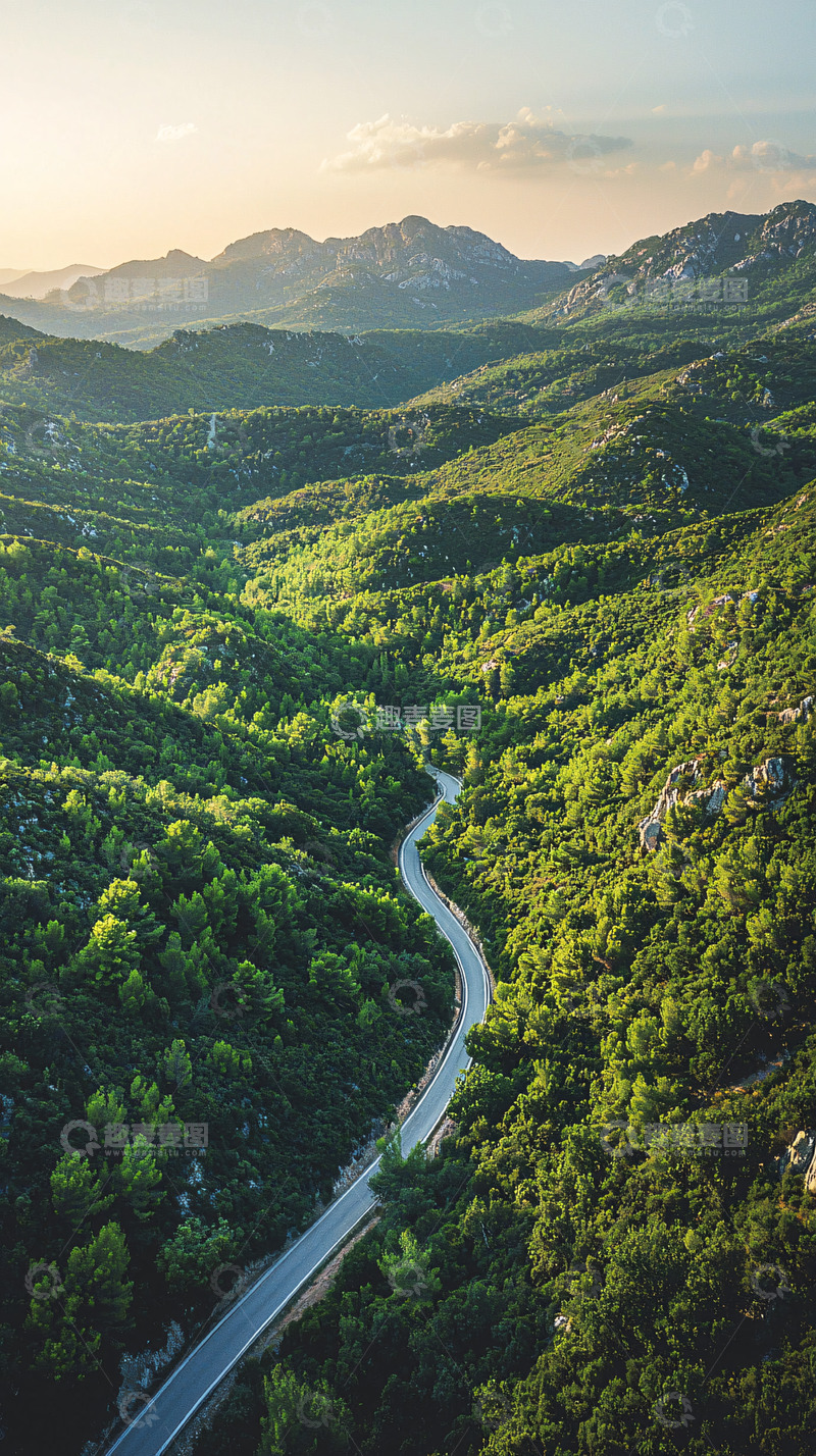 高清大图下载【趣麦麦图】蜿蜒山路风景