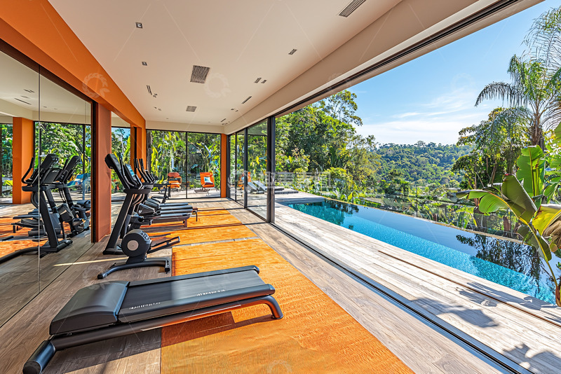 高清大图下载【趣麦麦图】高端别墅健身房