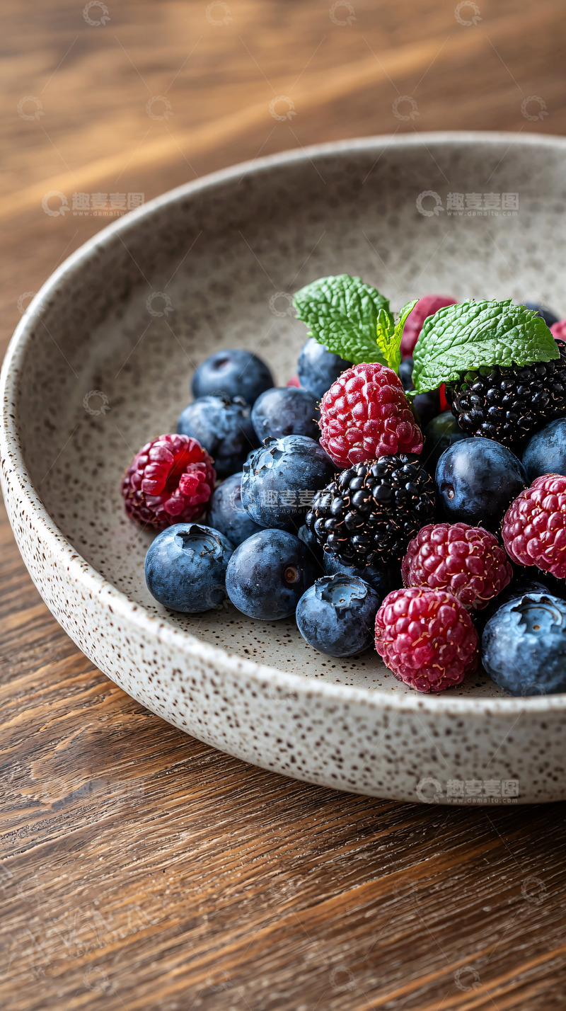 高清大图下载【趣麦麦图】蓝莓树莓黑莓混合浆果