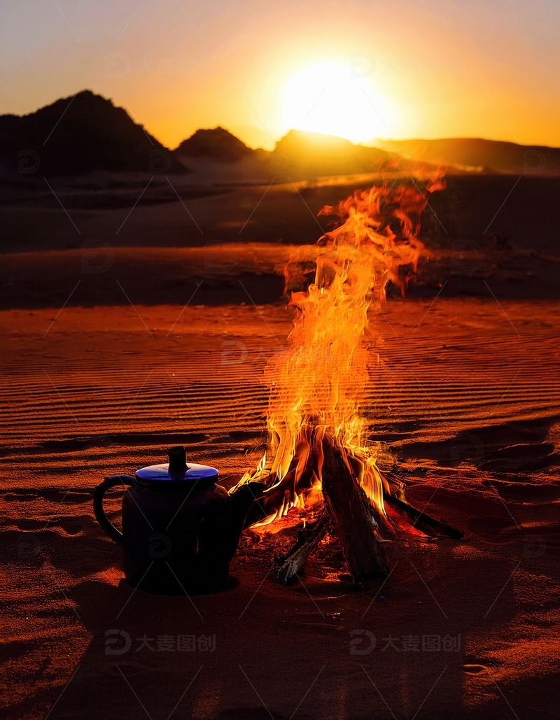 高清大图下载【趣麦麦图】沙漠夕阳下篝火旁的静谧时光