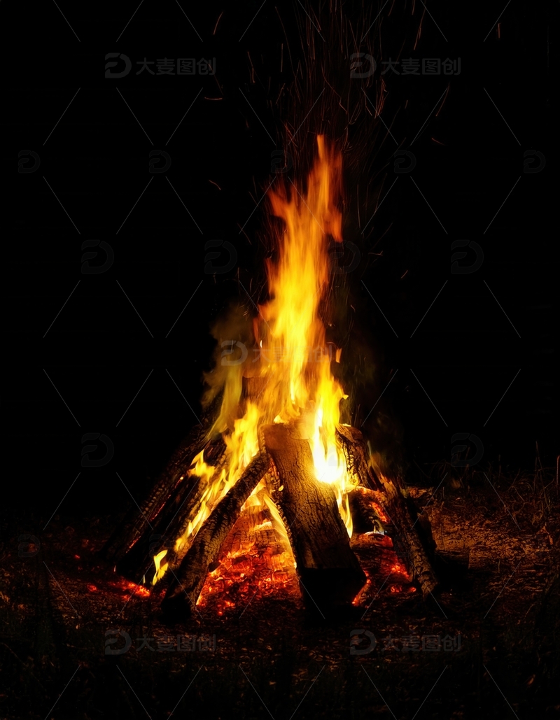 高清大图下载【趣麦麦图】黑暗中熊熊燃烧的热烈篝火
