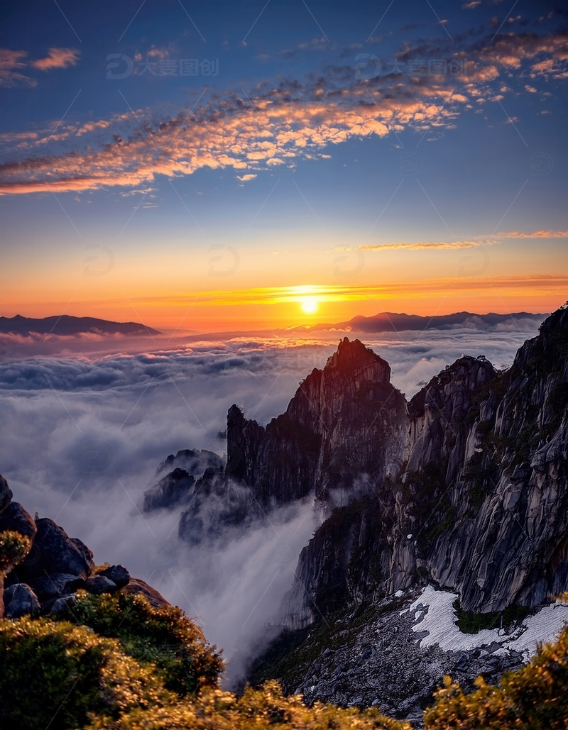 高清大图下载【趣麦麦图】日出云海中黄山的壮丽峰景