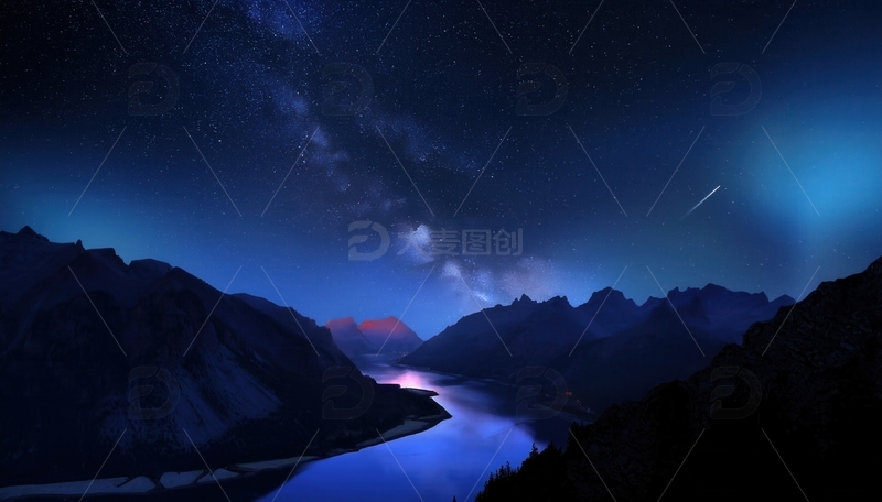 高清大图下载【趣麦麦图】山谷河畔，夜空中微光与繁星交织