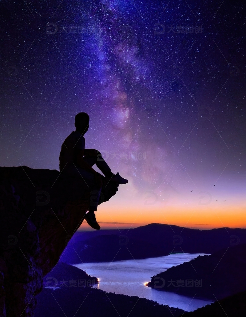 高清大图下载【趣麦麦图】悬崖之上，人伴星河静赏暮色