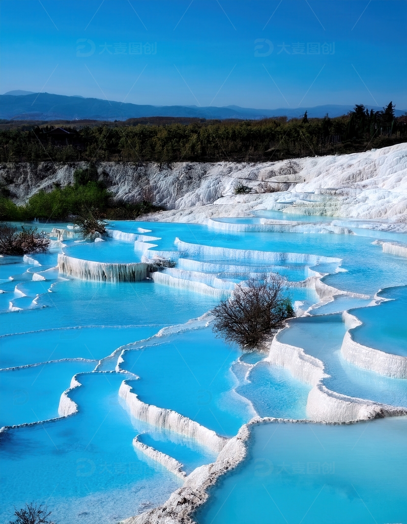 高清大图下载【趣麦麦图】蓝白相间的棉花堡奇幻钙华景观