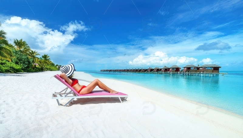 高清大图下载【趣麦麦图】马尔代夫沙滩上惬意休憩的度假时光