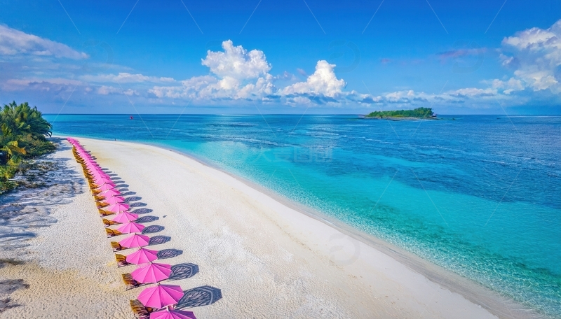 高清大图下载【趣麦麦图】马尔代夫粉伞白沙与湛蓝海洋之景