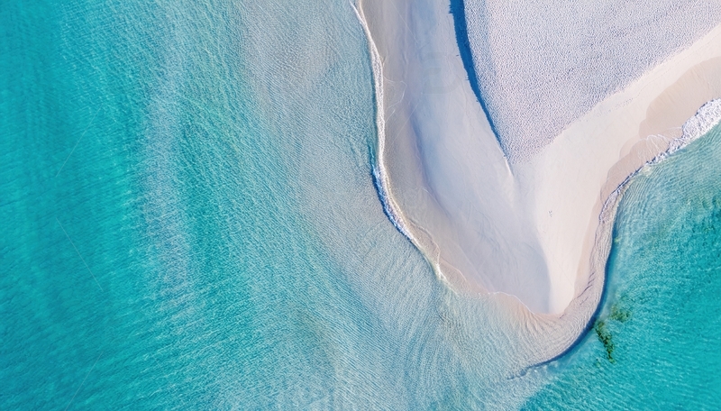 高清大图下载【趣麦麦图】俯瞰马尔代夫白沙与湛蓝海水的邂逅