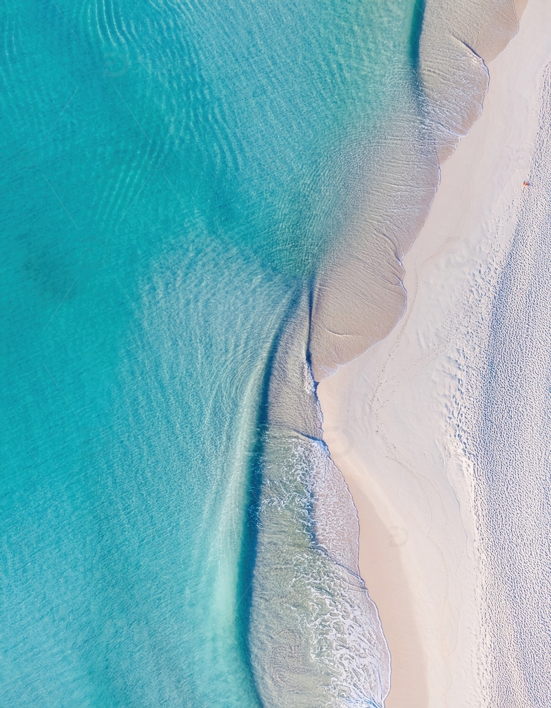 高清大图下载【趣麦麦图】俯瞰马尔代夫碧海白沙的迷人海岸线