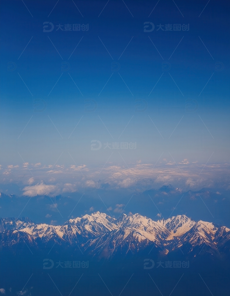 高清大图下载【趣麦麦图】蓝塘朗塘云端之上的皑皑雪峰