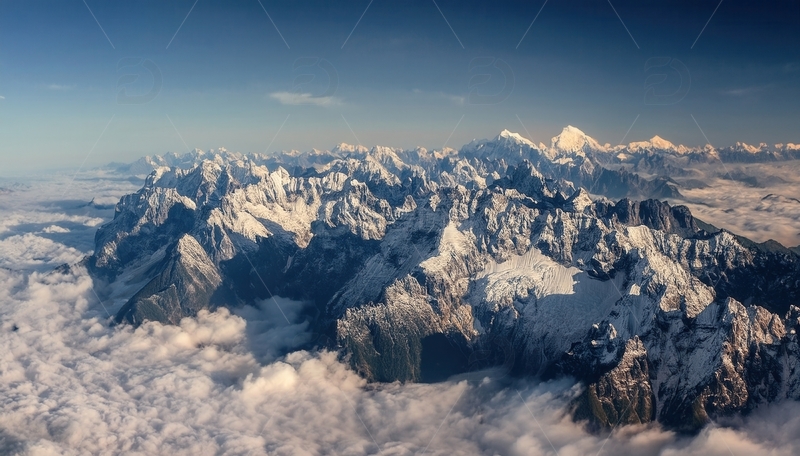 高清大图下载【趣麦麦图】云海上空俯瞰壮丽的喜马拉雅