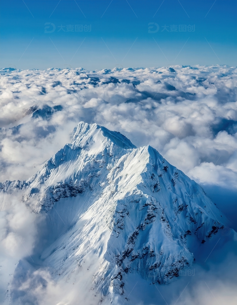 高清大图下载【趣麦麦图】云海簇拥下的峻美喜马拉雅雪峰