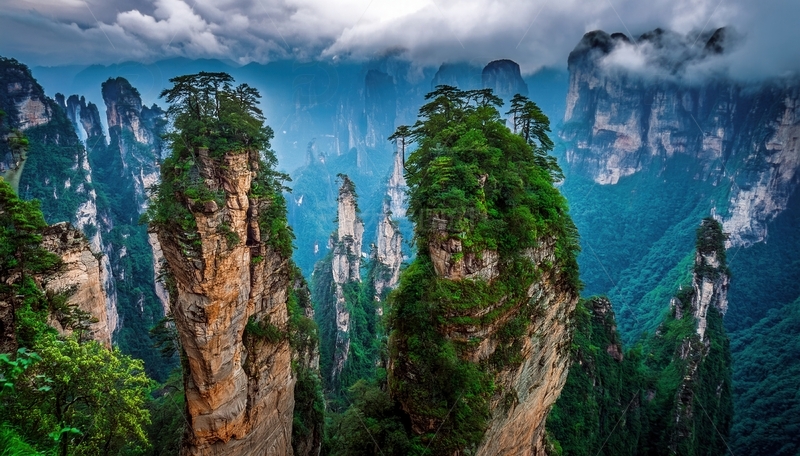 高清大图下载【趣麦麦图】张家界奇峰披绿的清幽壮丽景致