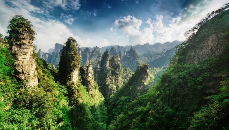 高清大图下载【趣麦麦图】张家界峰林叠翠的绝美自然之境