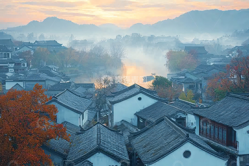 高清大图下载【趣麦麦图】清晨雾气中的江南古镇