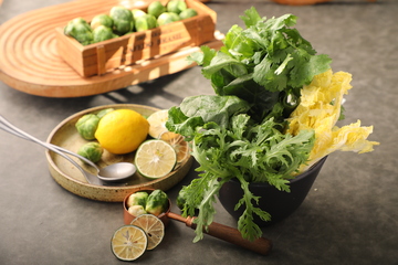 蔬菜拼盘火锅配菜摄影图