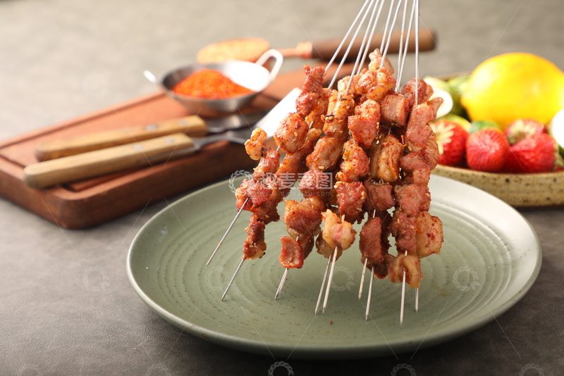 高清大图下载【趣麦麦图】炭烤羊肉串摄影图1