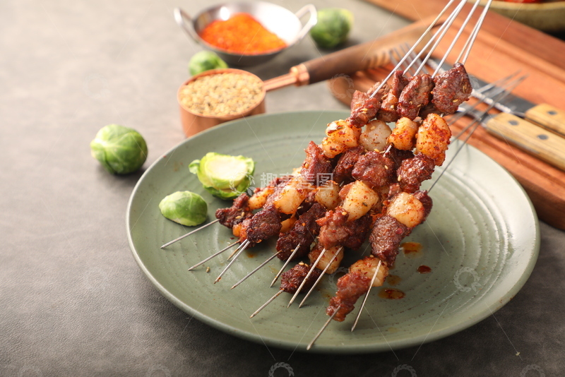 高清大图下载【趣麦麦图】自家牛肉串烧烤1
