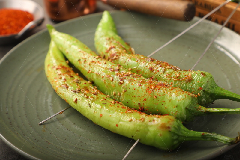 高清大图下载【趣麦麦图】烤辣椒整只串