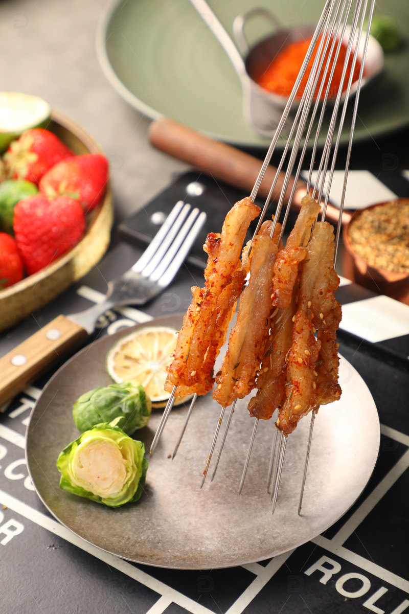 高清大图下载【趣麦麦图】东北烧烤炭烤胸口1