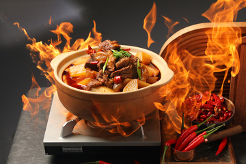 川香麻辣牛腩煲1
