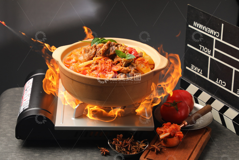 高清大图下载【趣麦麦图】-茄汁泡菜牛腩煲1