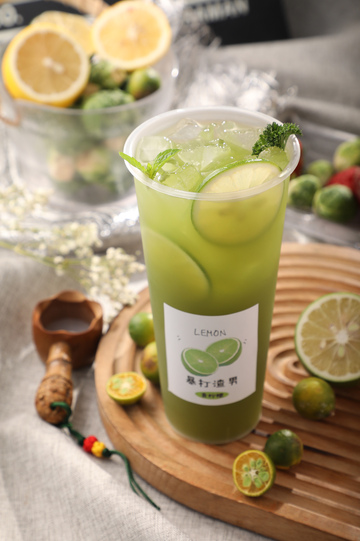 暴打渣男绿饮品摄影图1