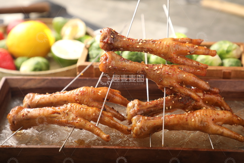 高清大图下载【趣麦麦图】东北烧烤蒜香烤凤爪