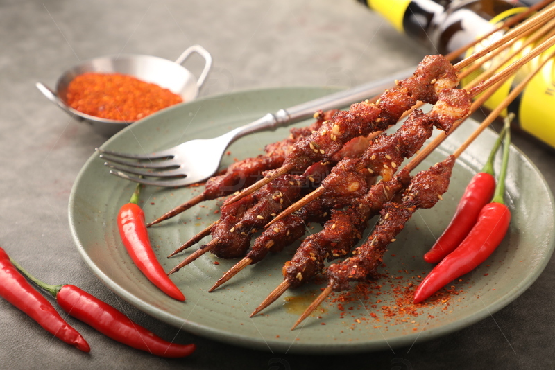 高清大图下载【趣麦麦图】东北烧烤麻辣排骨串