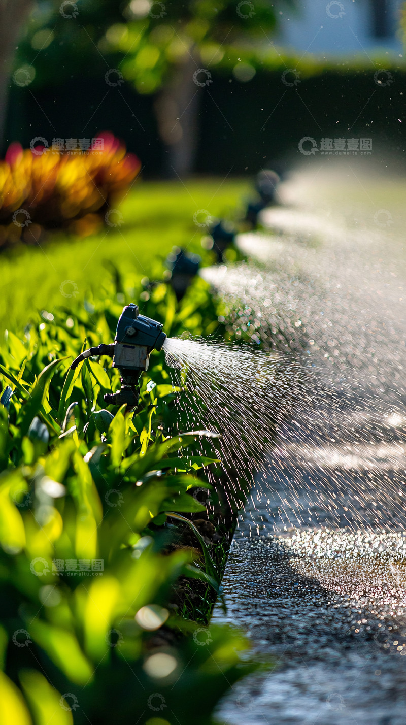 高清大图下载【趣麦麦图】绿植灌溉喷头特写